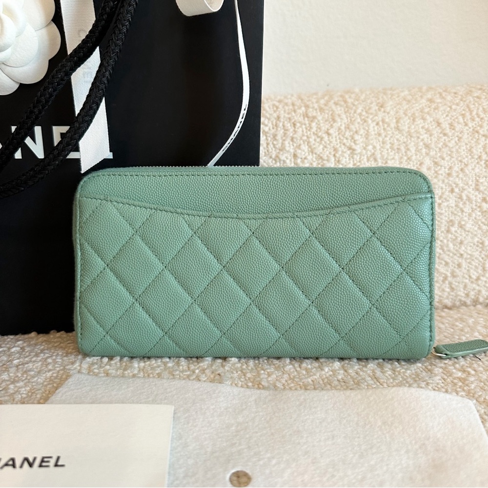 Chanel Zip Around Wallet | Sea Foam Green - Picture 6 of 11